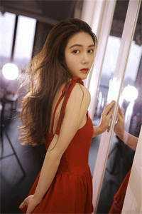 夏洛特卡尔斯滕